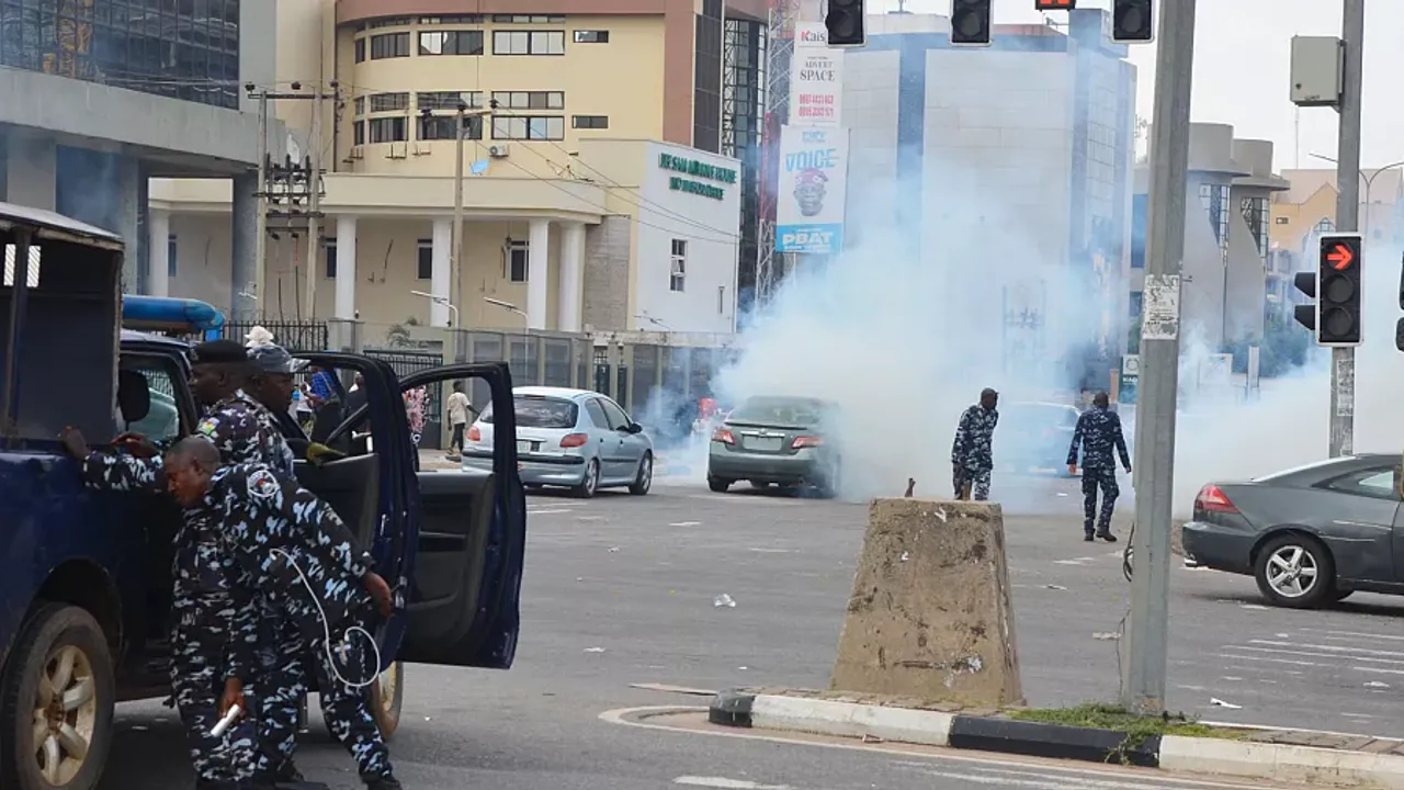 Darbe girişimi iddiasıyla 42 asker gözaltına alındı!