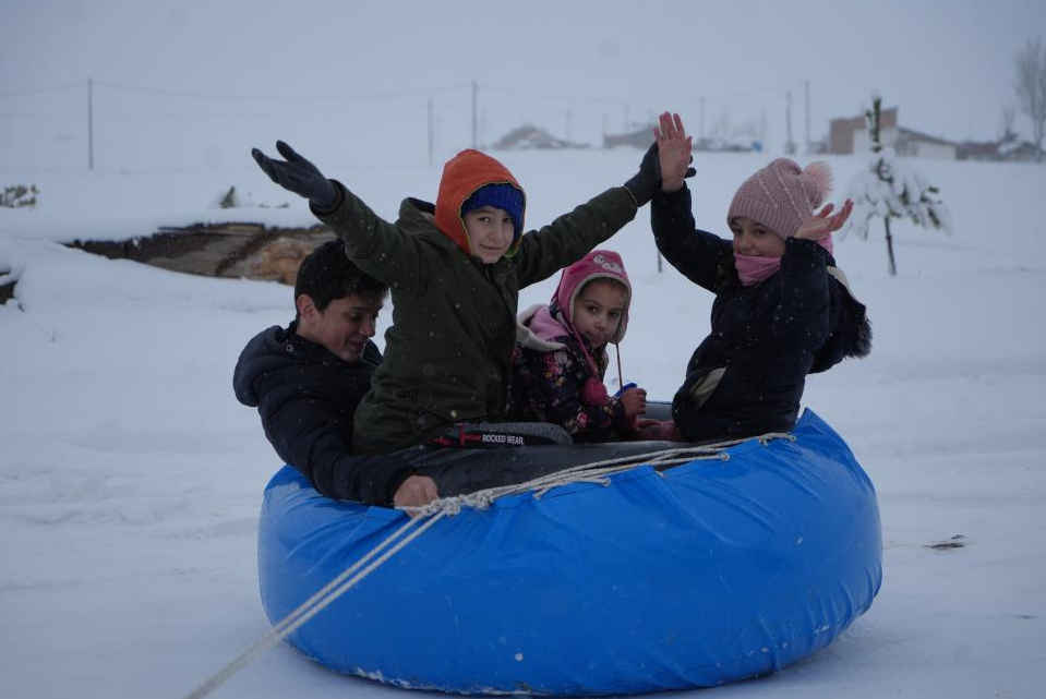 Demirözü'nde okullar 1 gün tatil