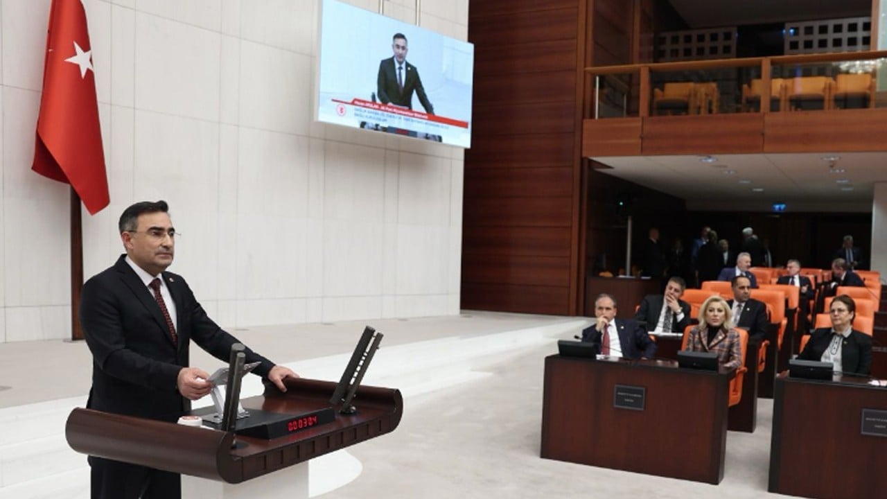 Dr. Hasan Arslan: "Bu Millet Türkiye’yi Asla Yedirmez"