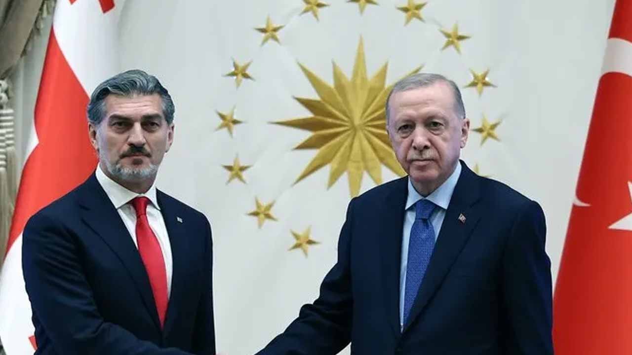 Erdoğan Gürcistan lideriyle görüştü!