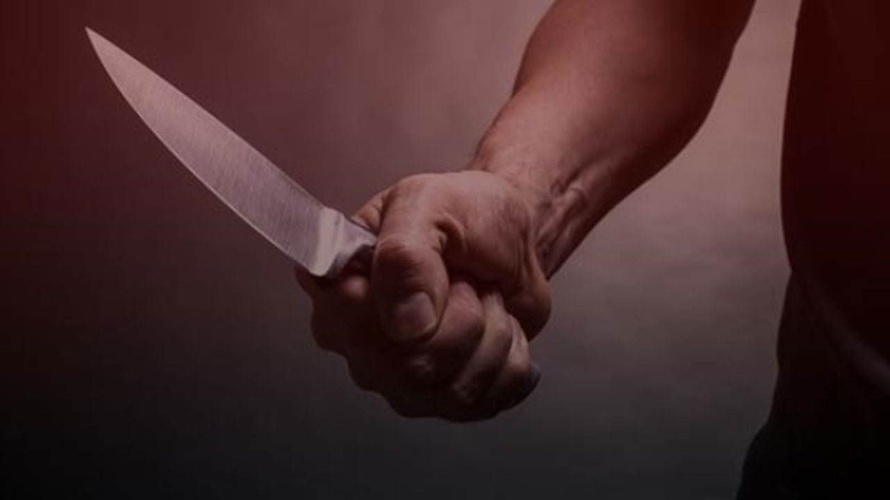 Eski eşini bıçakladı