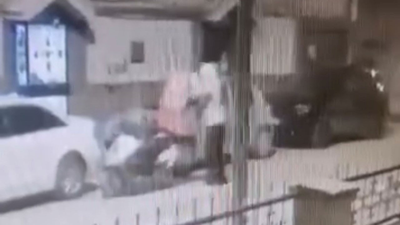 Eskişehir’de şaşırtan görüntü! Kuryenin çantasındaki dürümü çaldı