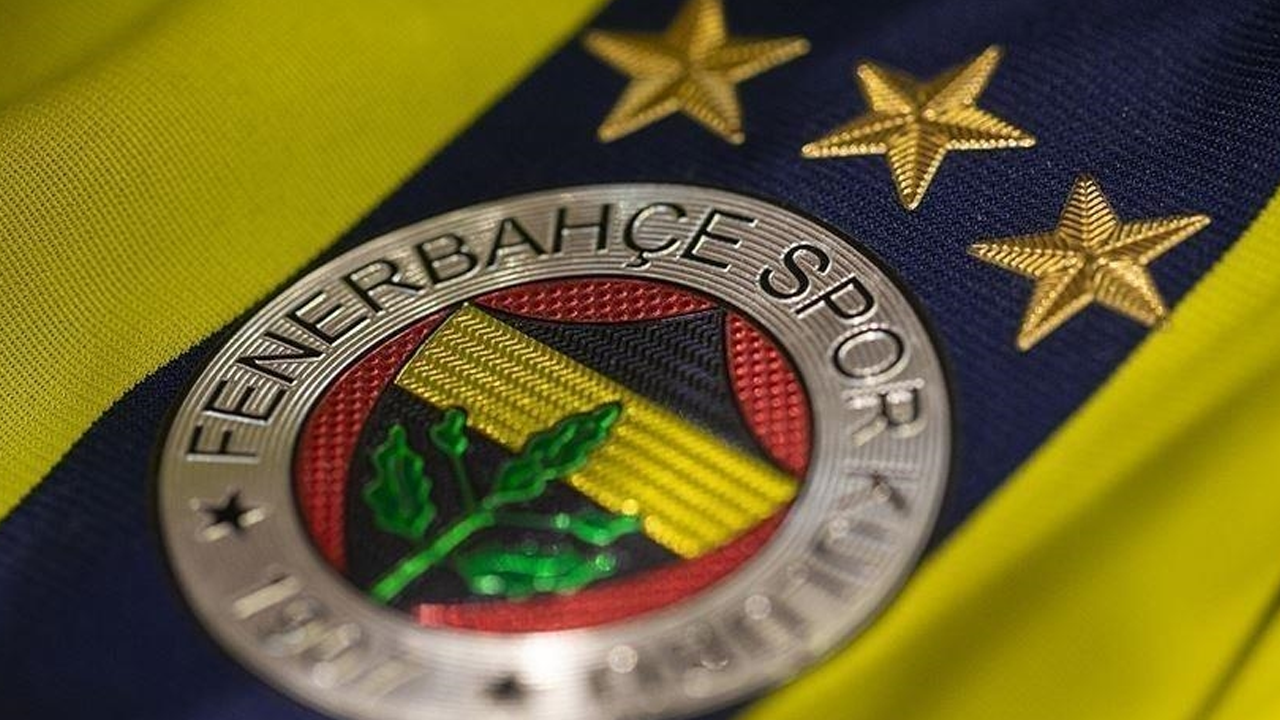 Fenerbahçe yıldız ismi gönderiyor!