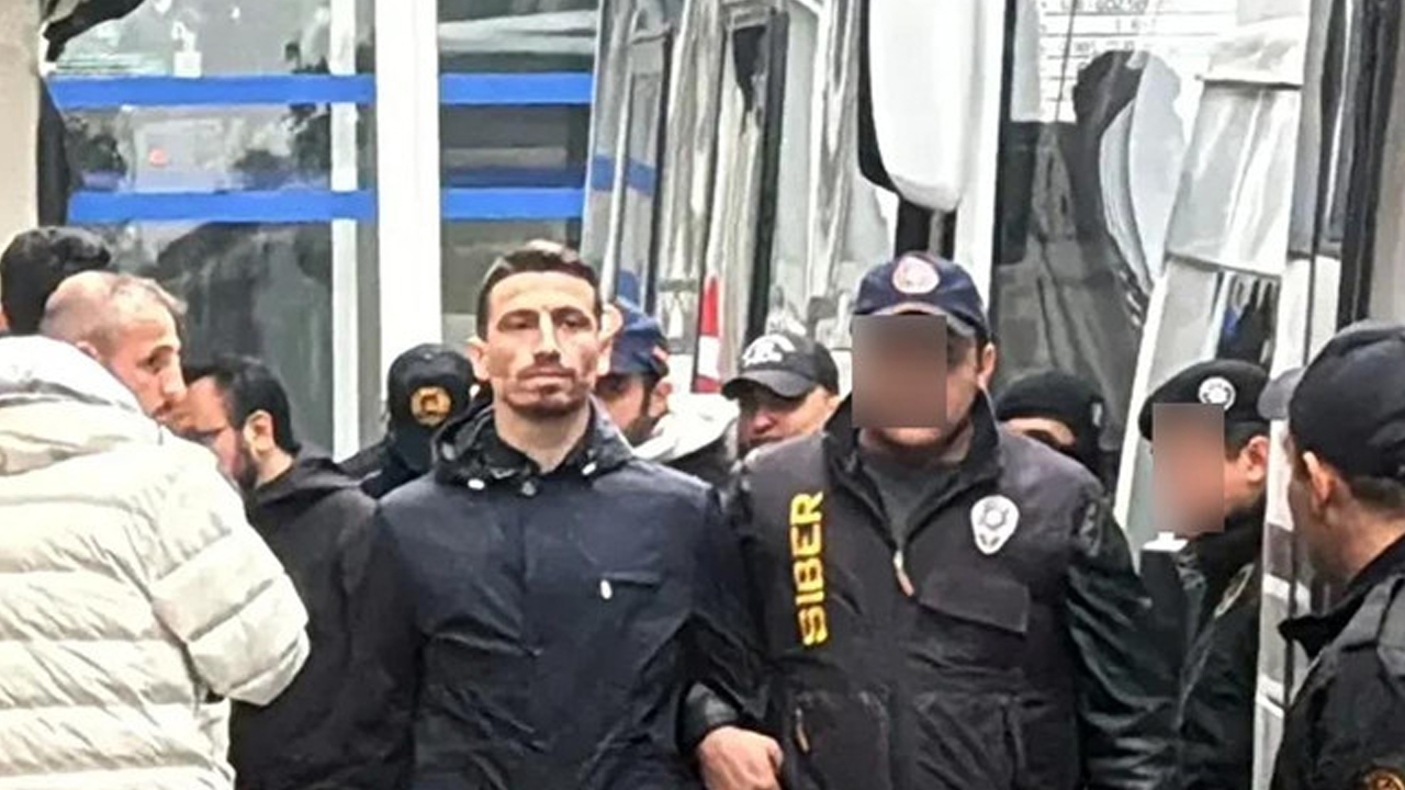 Fenerbahçeli Mert Hakan Yandaş’tan itiraf mektubu!