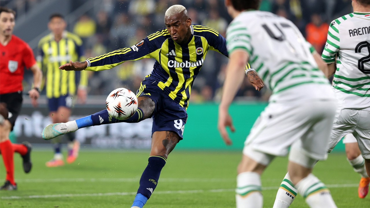 Fenerbahçe’nin ilk 8 şansı sürüyor! İşte UEFA Avrupa Ligi’nde gecenin sonuçları