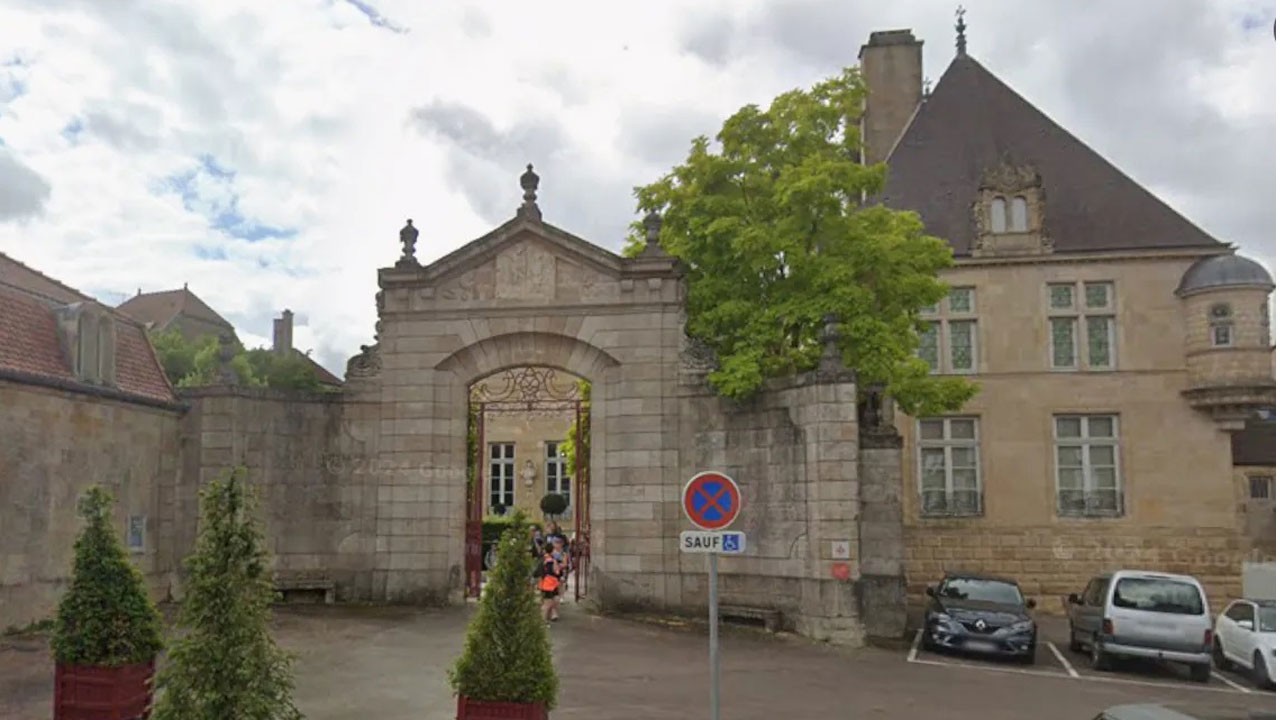 Fransa'da neler oluyor? Bir müze daha soyuldu