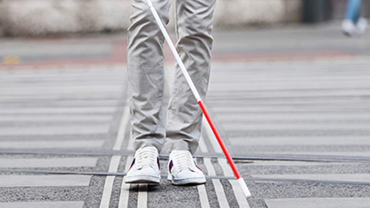 ‘Görme engelli biri inşaatta gezebilmeli’