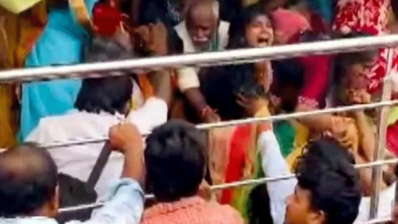 Hindistan'da facia: 12 ölü!