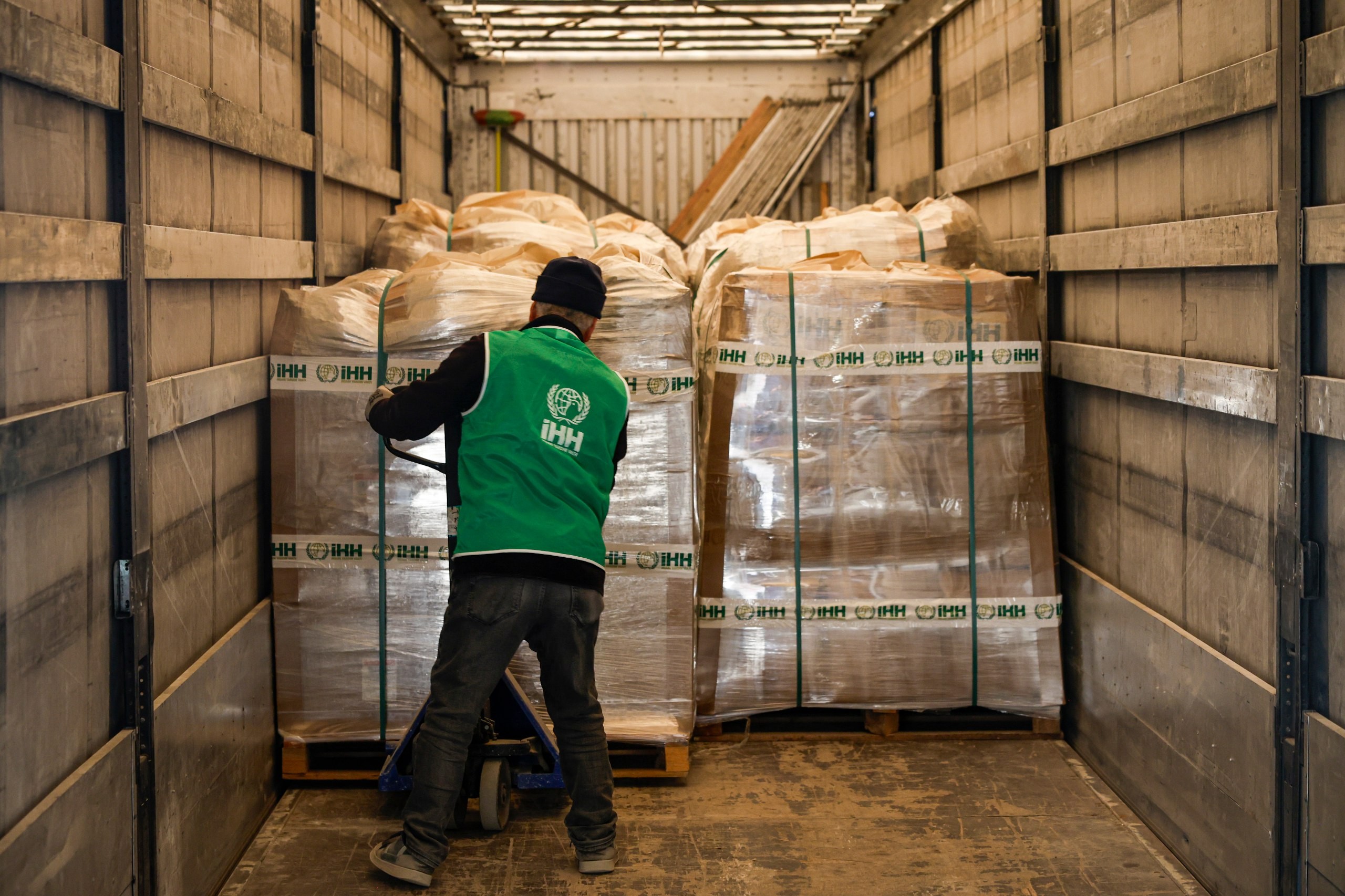 İHH’dan Sudan’a 13 TIR’lık insani yardım