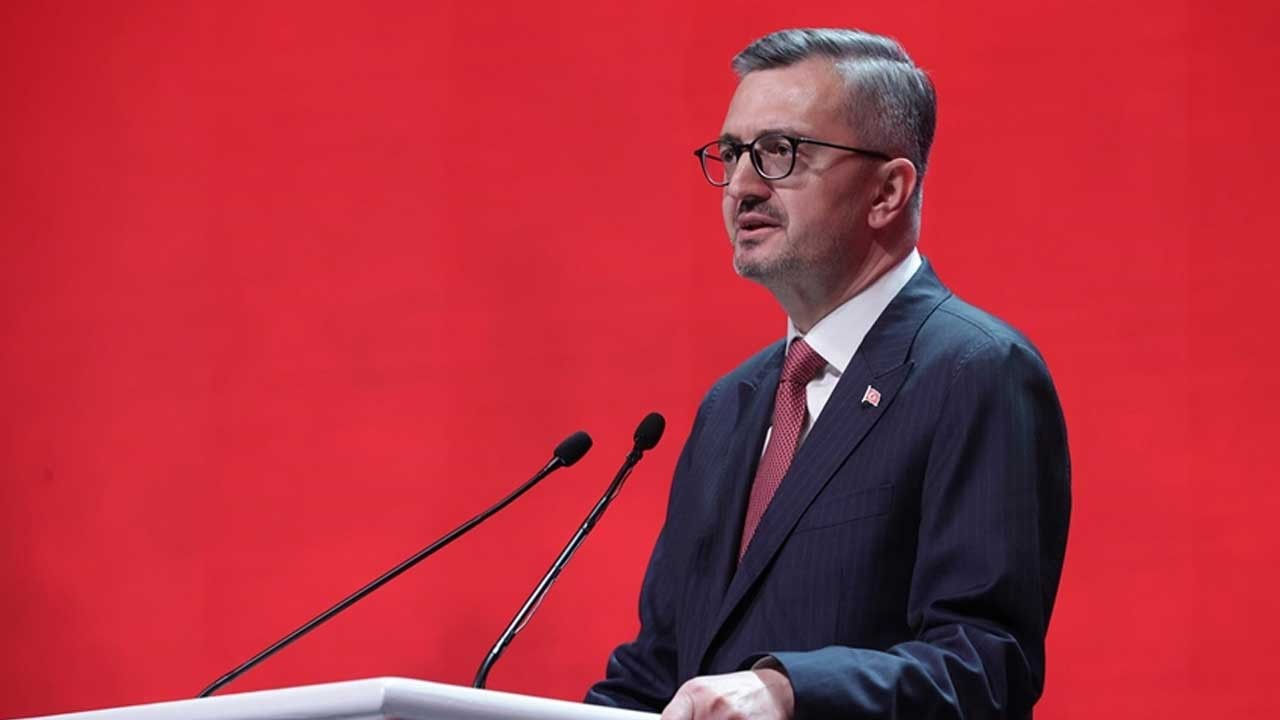 İletişim Başkanı Burhanettin Duran'dan "10 Aralık" mesajı