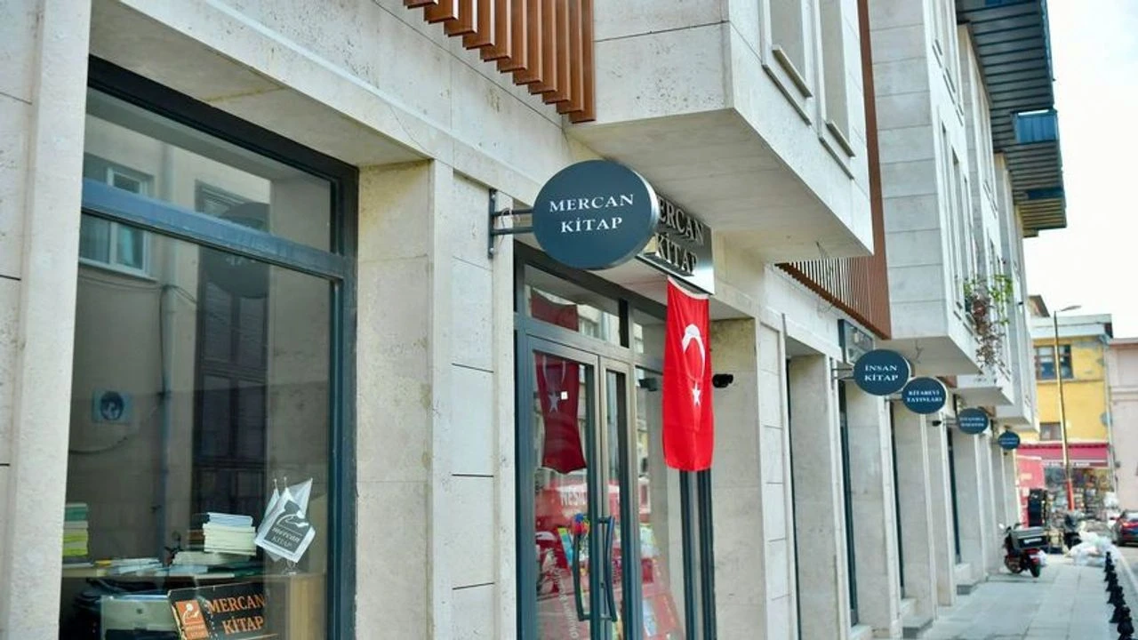 İstanbul'da Cağaloğlu, 'Kitapçılar Sokağı'na tekrar kavuştu!