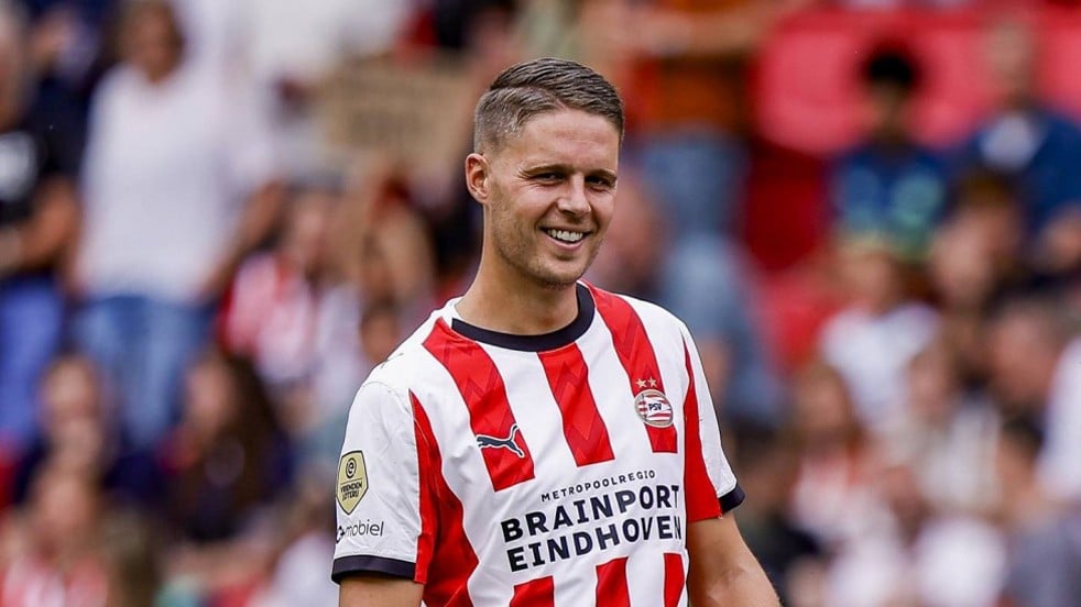 Joey Veerman’ın adı Fenerbahçe ile anılıyordu! PSV teknik direktörü öyle bir açıklama yaptı ki