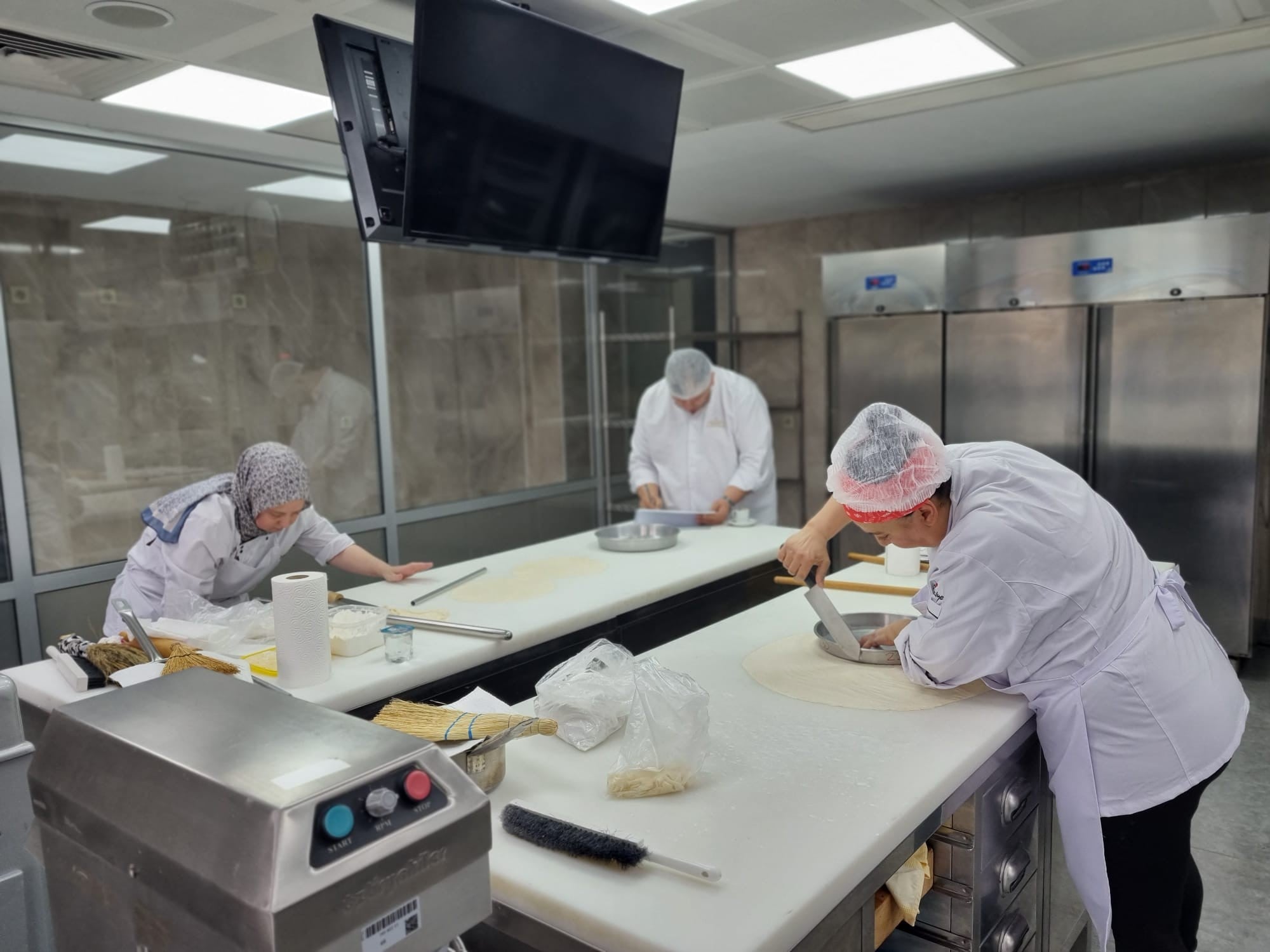 Kadın ustalar ev baklavasında hünerlerini sergileyecek