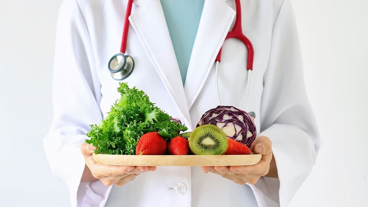 Kanser kader değil! Hangi besinlerden uzak durulmalı?