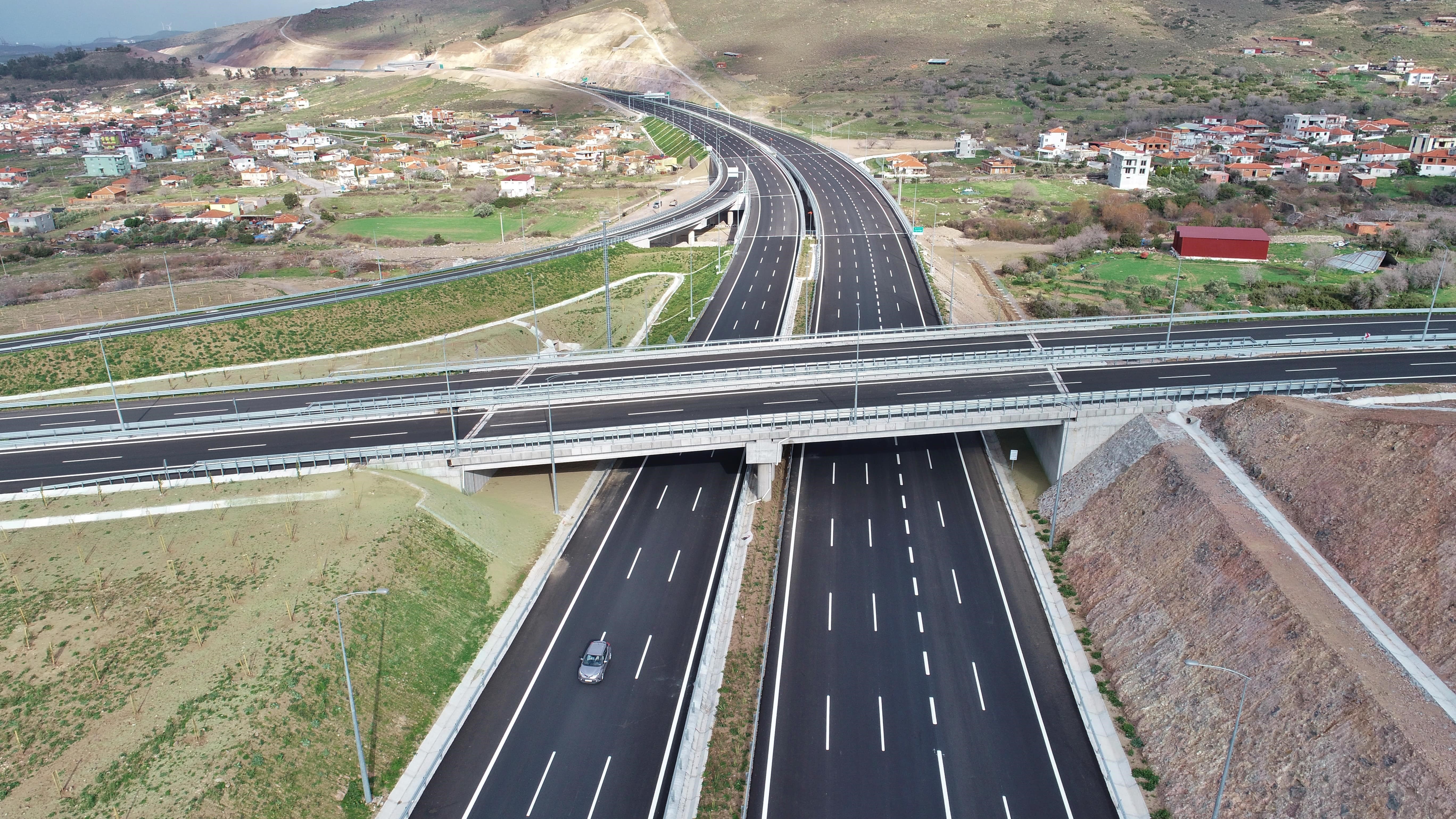 KGM o yolları işaret etti! İşte Türkiye genelinde yol durumu