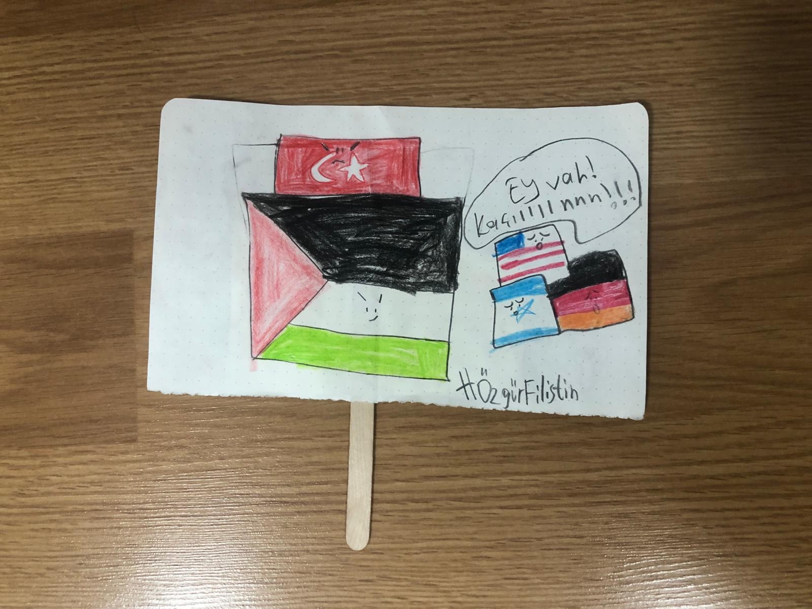 Küçük Ellerden Büyük Mesaj! 10 Yaşındaki Öğrenciden Filistin’e Destek