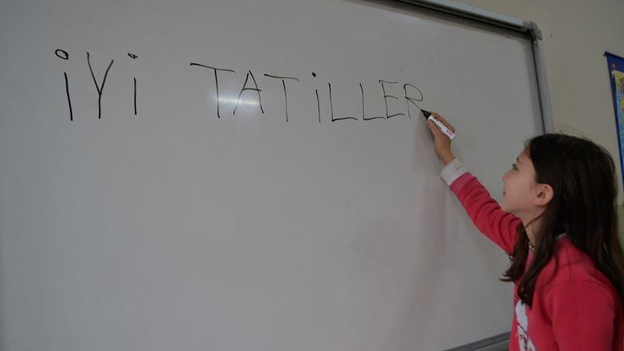 Okullar ne zaman tatil olacak? Ara tatil tarihleri belli oldu