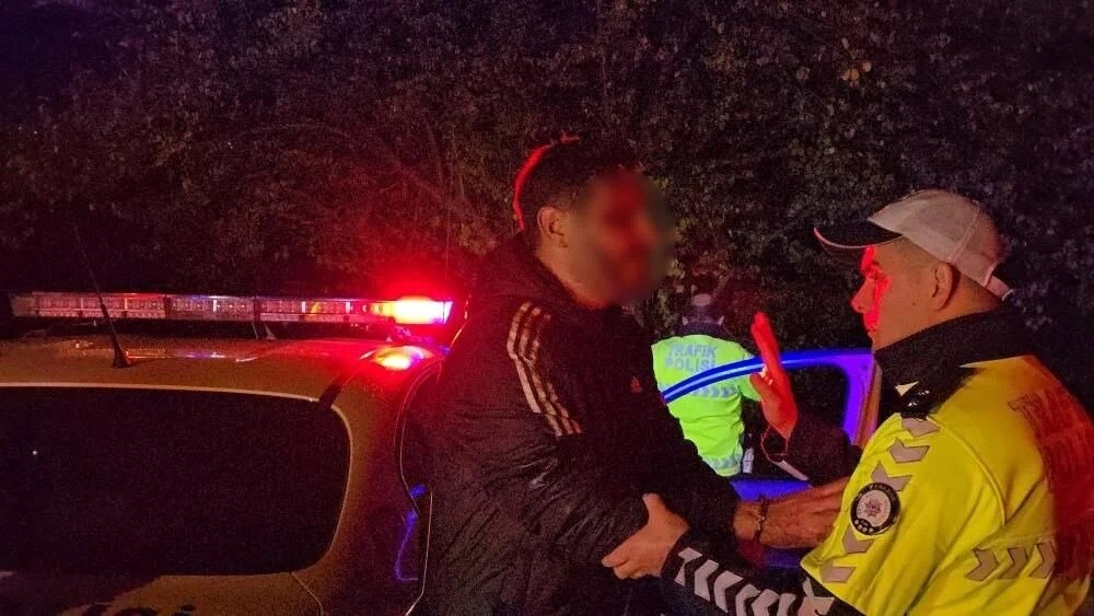 Polise zor anlar yaşattı: Alkollü ATV sürücüsü 'kolombiya vatandaşıyım' deyip alkolmetreyi reddetti