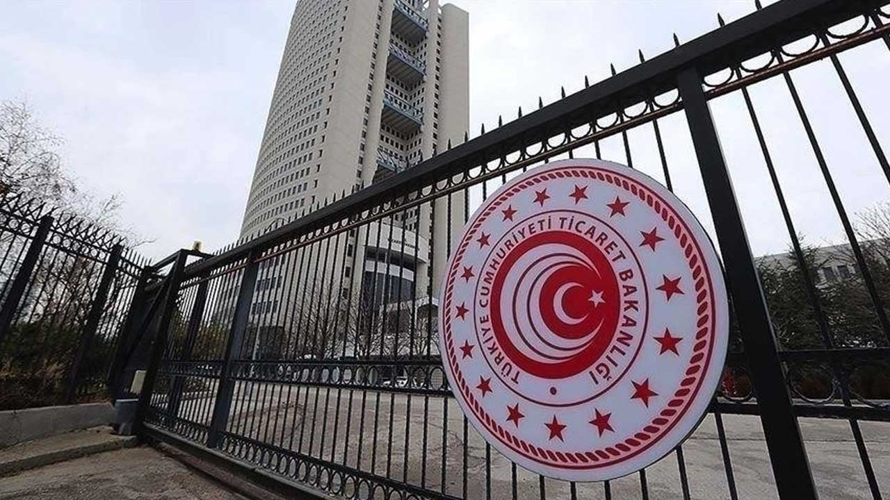 Resmi Gazete'de yayımlandı! Ticaret Bakanlığı 65 sözleşmeli ve 30 kadrolu personel alınacak