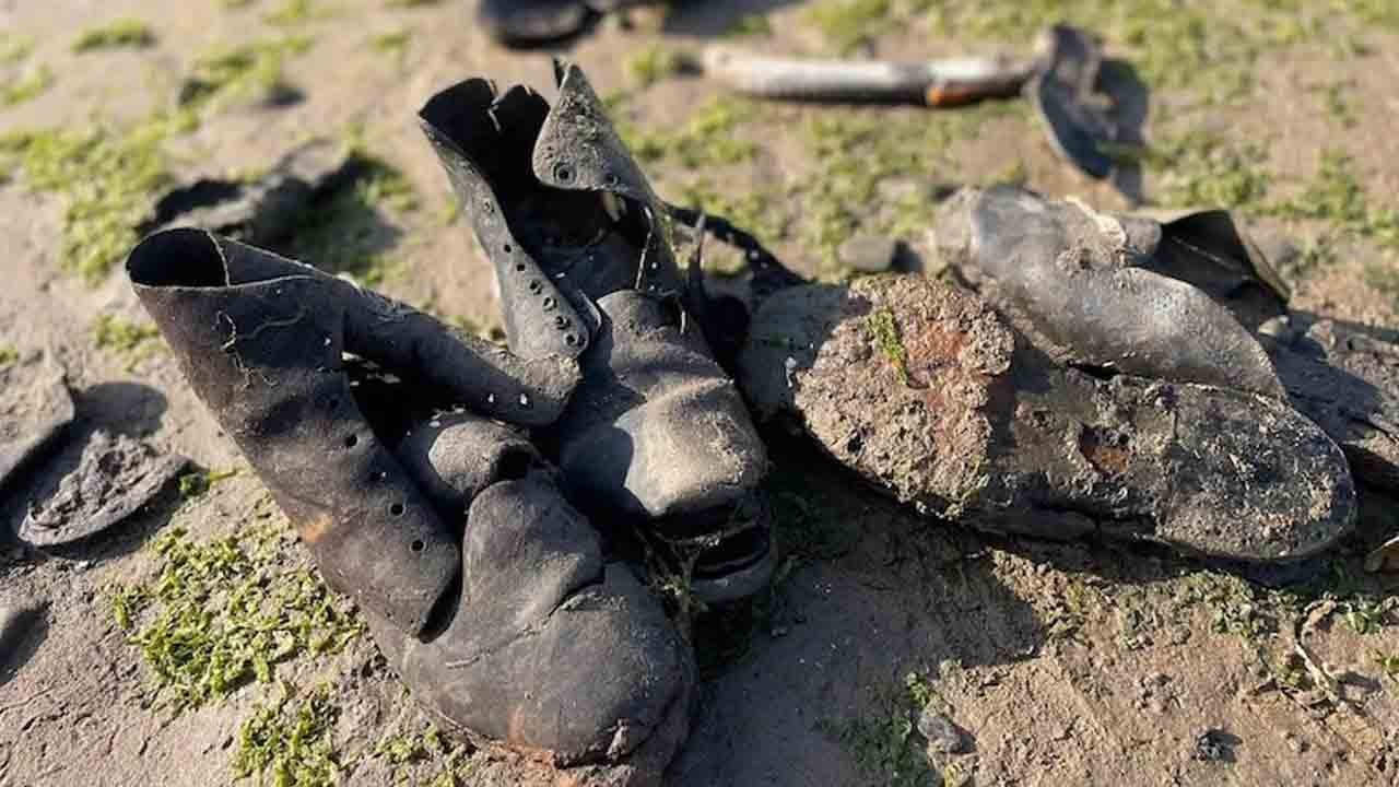Sahilde sır perdesi: 19. yüzyıl ayakkabıları yeniden ortaya çıktı