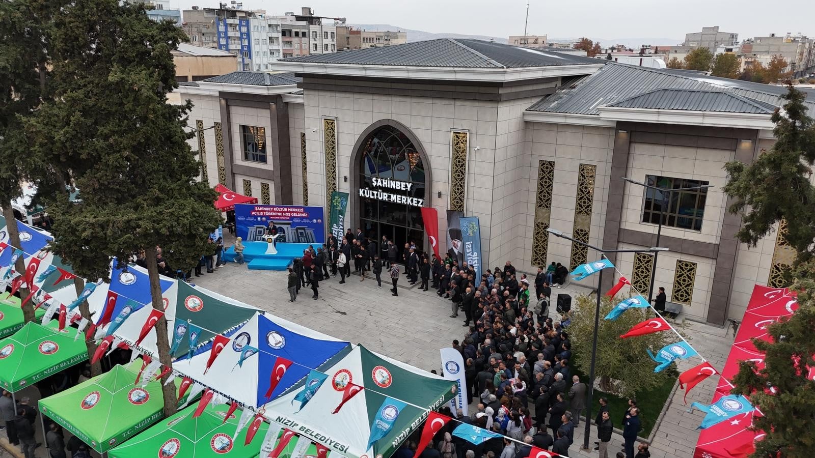Şahinbey Belediyesi'nden Nizip'e 150 milyon TL'lik dev yatırım: Şahinbey Kültür Merkezi hizmete açıldı