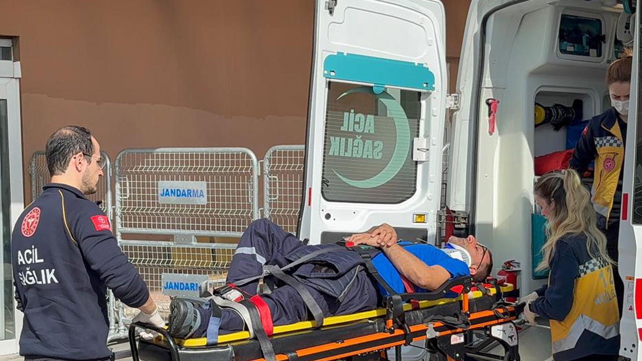 Sanayi bölgesinde peş peşe kazalar! İki kişi yaralandı