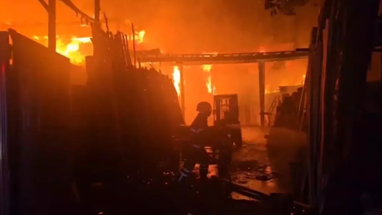 Şanlıurfa'da yangın! Yürekler ağza geldi: Güvercinler kurtarıldı