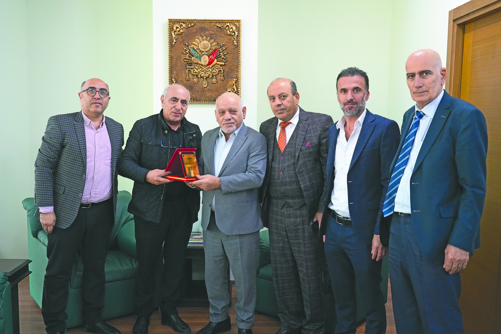 Şavşatlı hemşehrilerden Akit’e anlamlı ziyaret