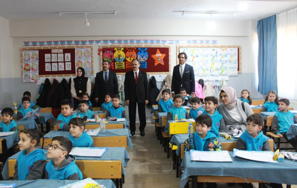 Siirt’te 90 bin 552 öğrenci karne heyecanı yaşadı