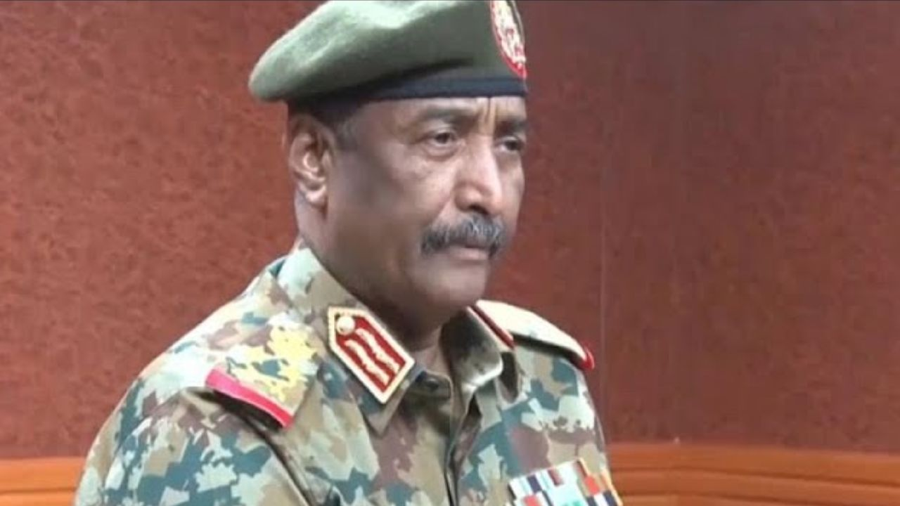 Sudan'ın askeri lideri, Trump'la görüşmeye hazır olduğunu açıkladı