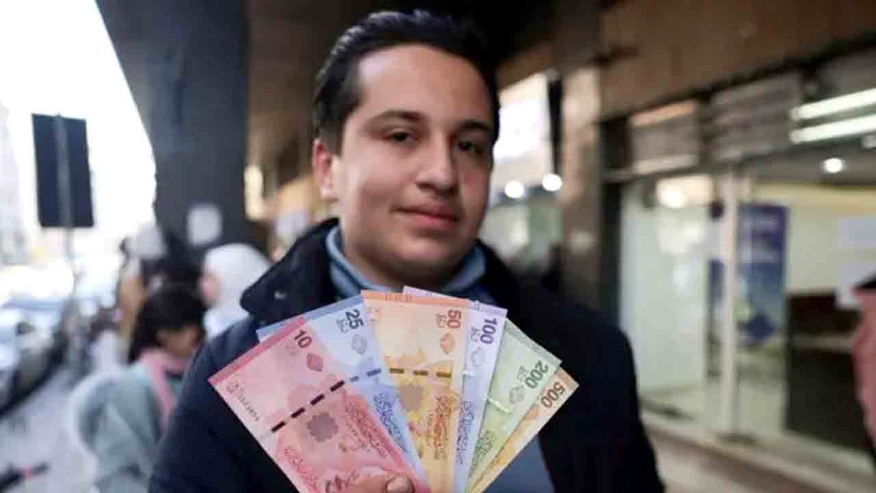 Suriye’de yeni banknotlar tedavülde: Mevcut paralardan iki sıfır atıldı