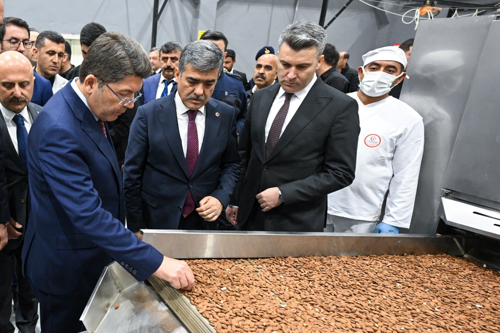 Tutuklu ve hükümlülerden Tarım Mükemmeliyet Merkezi! Bakan Tunç: Yeni nesil tesisimiz, tarım sektörüne önemli katkılar sağlıyor