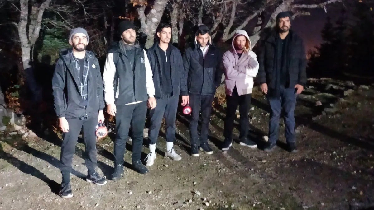 Uludağ'da macera pahalıya patladı: İzinsiz yürüyüş yapan 6 gence büyük ceza!