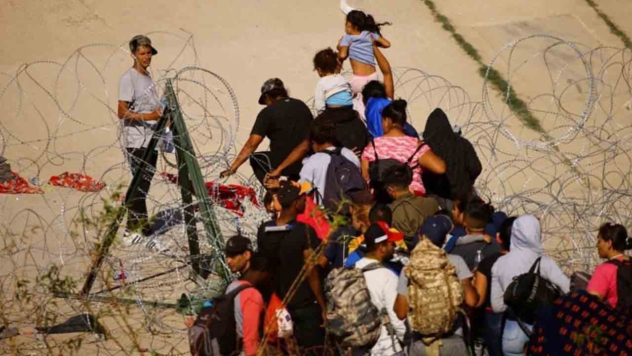 Yargıçtan Trump yönetimine göçmen freni