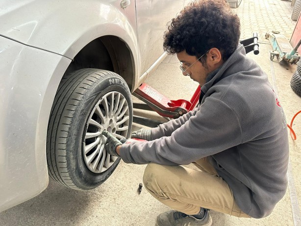 Foto - 1 Aralık’ta başlıyor! O ilimizde kış lastikleri şimdiden takılmaya başlandı! 
