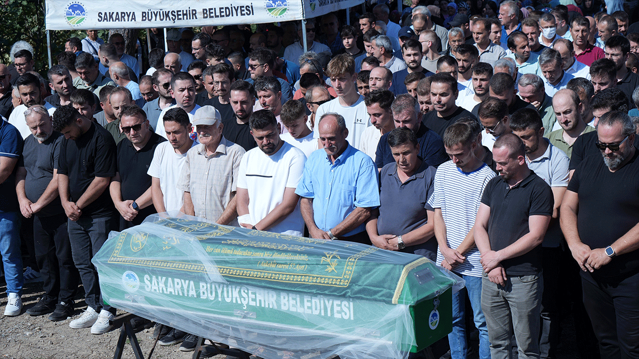 Foto - 1 ay sonra evlenecekti: Gelinlik yerine kefen giydi… O patlamada yaralanmıştı