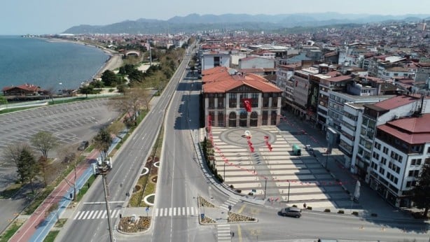 11 ilçe gezdi, kimse tanıyamadı... Polis kimliğini görünce şaştı kaldı!
