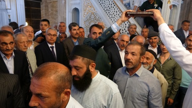 Foto - 1 kişi ölmüştü! Husumetli aileler bir araya getirildi