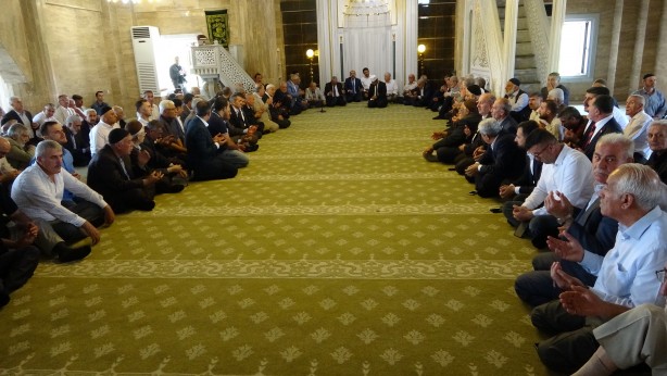 Foto - 1 kişi ölmüştü! Husumetli aileler bir araya getirildi