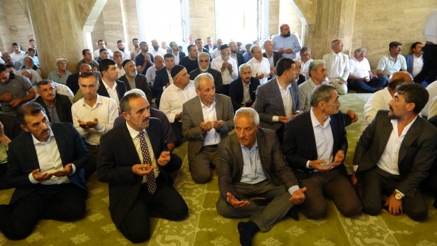 Foto - 1 kişi ölmüştü! Husumetli aileler bir araya getirildi