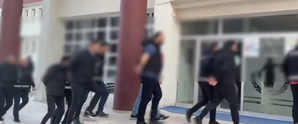 1 Milyar liralık vurgun! Çakar bu kez çakalladı
