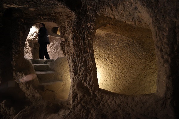 Foto - 1 milyon 495 bin turist yer altına indi