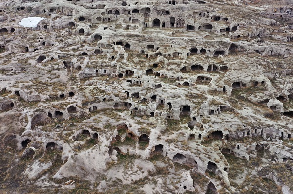 1 milyon 495 bin turist yer altına indi