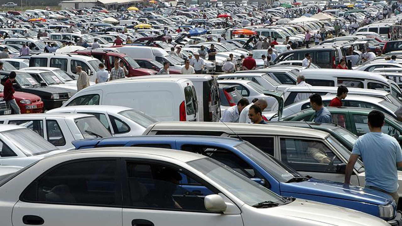Foto - Talep patlaması! 1 milyon TL altındaki araçlar tükeniyor! Arabalar neredeyse bedavaya gidiyor