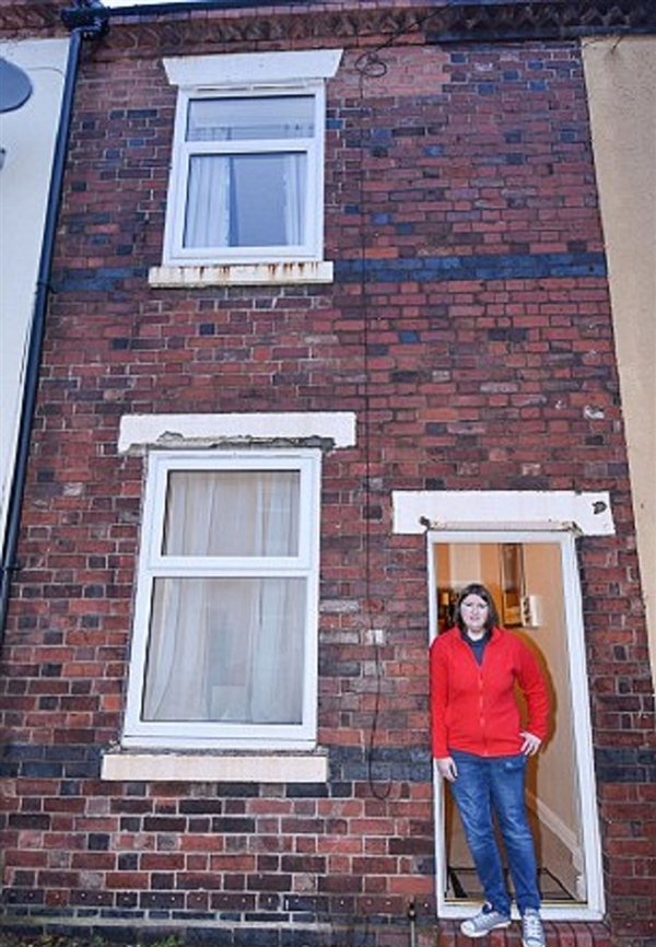 Foto - 1 sterline aldığı eve şuan 50 bin sterlin fiyat biçiliyor! Bakın neden...