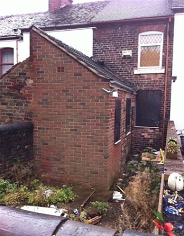 Foto - 1 sterline aldığı eve şuan 50 bin sterlin fiyat biçiliyor! Bakın neden...