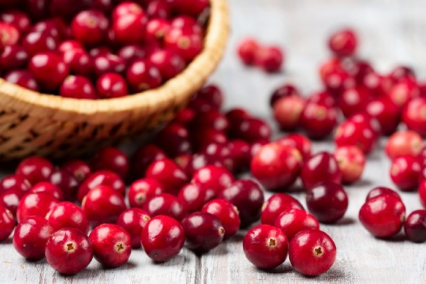 Foto - 1 taşla 2 kuş vurmak isteyenlere gelsin! Kırmızı meyveleri tüketince bakın ne oluyor