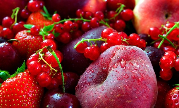 Foto - 1 taşla 2 kuş vurmak isteyenlere gelsin! Kırmızı meyveleri tüketince bakın ne oluyor