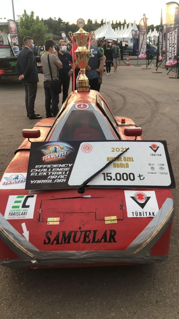 Foto - 1 TL ile 250 kilometre giden elektrikli araç yaptılar! TEKNOFEST'ten 2 ödül ile döndüler