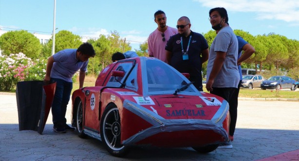 Foto - 1 TL ile 250 kilometre giden elektrikli araç yaptılar! TEKNOFEST'ten 2 ödül ile döndüler